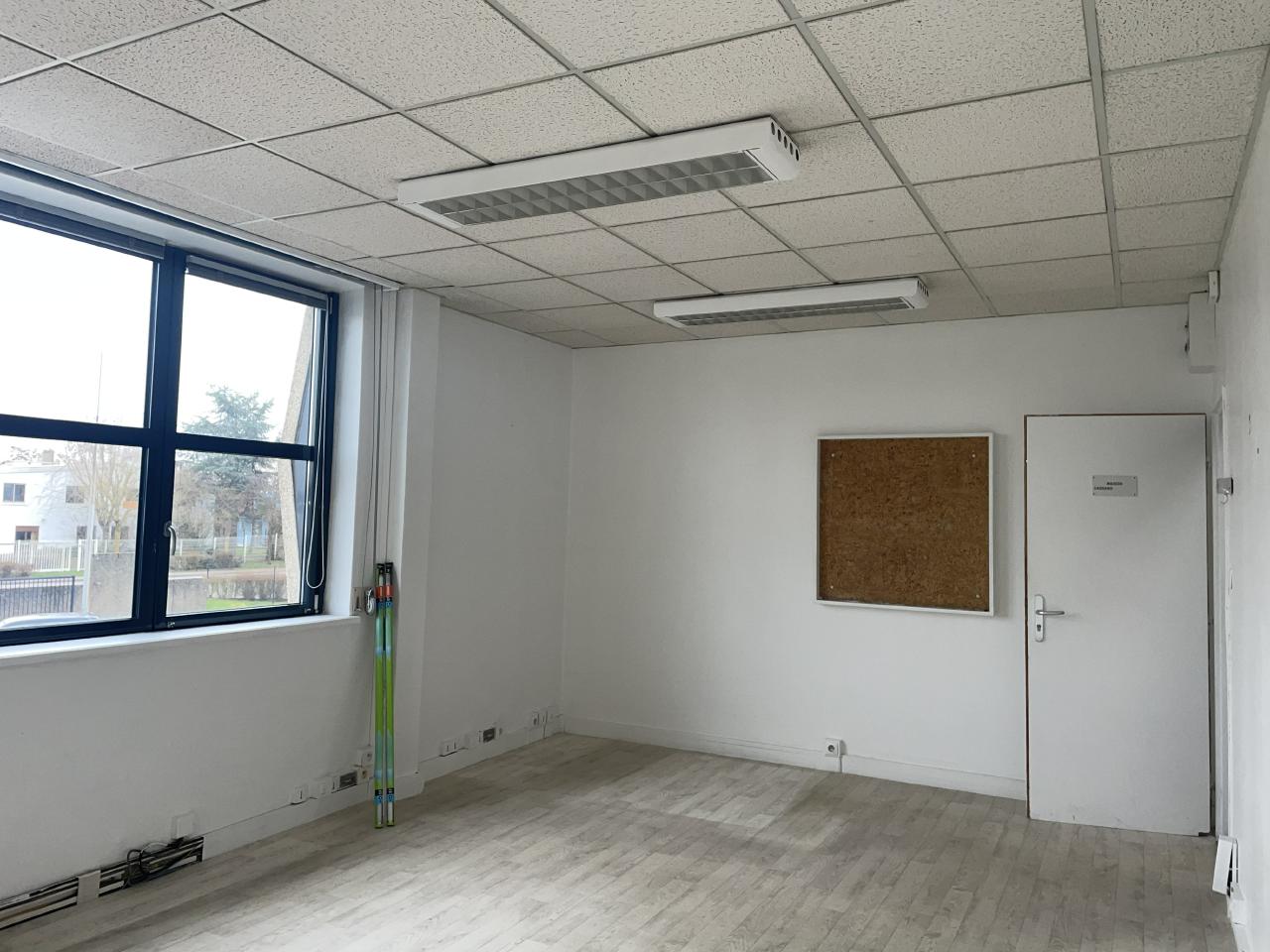 Local d'activité Ennery 610m² Location local d'activité Ennery Moselle OLACT2308680 10